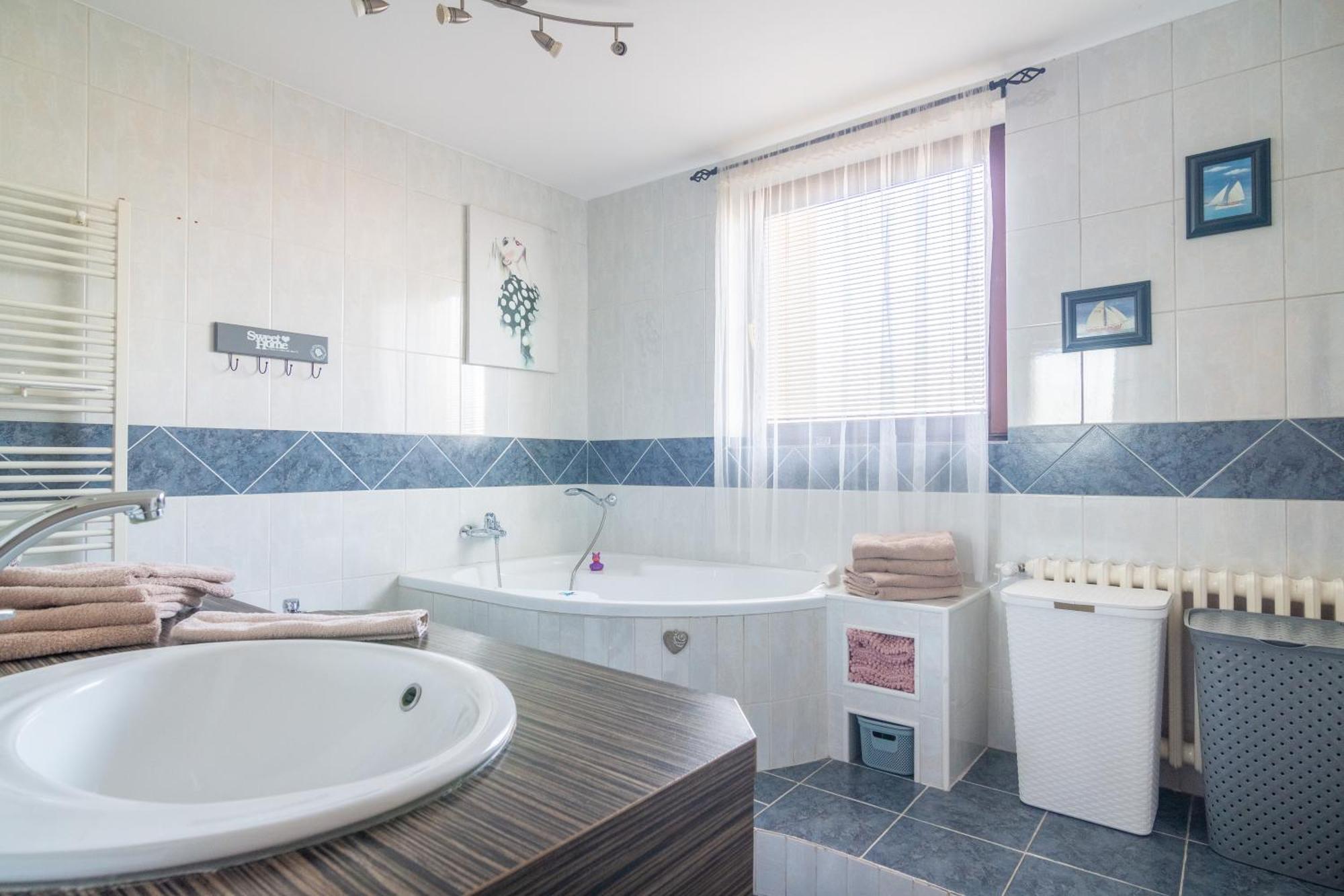 Apartman U Nas Doma 브르제츨라프 외부 사진